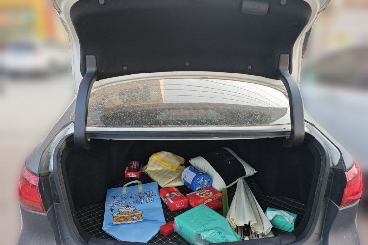 Used CHANGAN Ruicheng CC 2022 Blue Whale Edition 1.5T DCT Elite Model Trunk