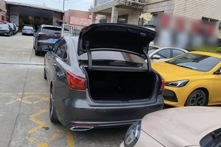 Used CHANGAN Ruicheng CC 2022 Blue Whale Edition 1.5T DCT Luxury Model Trunk