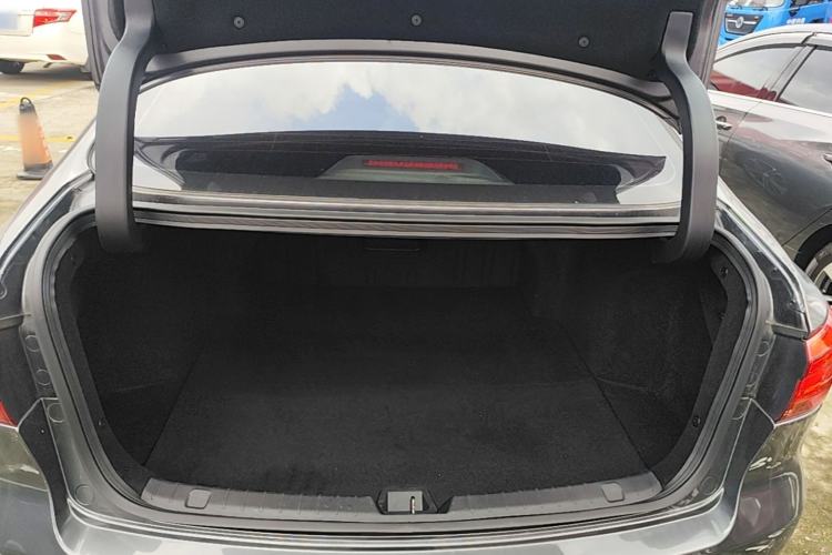 Used CHANGAN Ruicheng CC 2022 Blue Whale Edition 1.5T DCT Luxury Model Trunk