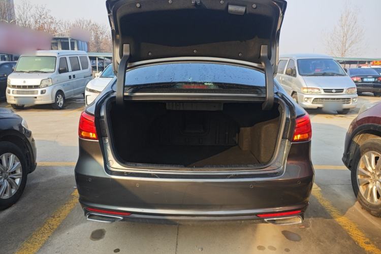 Used CHANGAN Ruicheng CC 2022 Blue Whale Edition 1.5T DCT Prestige Model Trunk