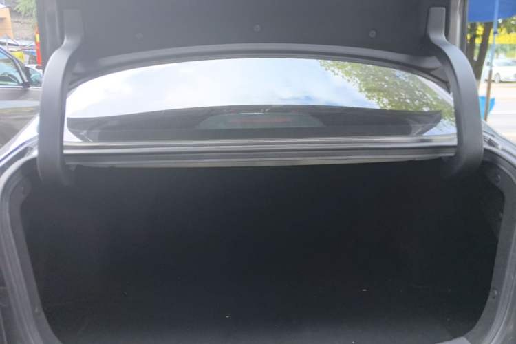Used CHANGAN Ruicheng CC 2022 Blue Whale Edition 1.5T DCT Luxury Model Trunk