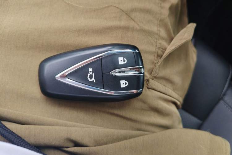 Used CHANGAN Ruicheng CC 2022 Blue Whale Edition 1.5T DCT Luxury Model Vehicle Key