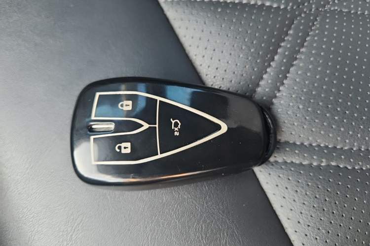 Used CHANGAN Ruicheng CC 2022 Blue Whale Edition 1.5T DCT Luxury Model Vehicle Key