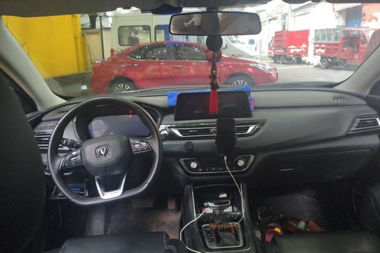 Used CHANGAN Ruicheng CC 2022 Blue Whale Edition 1.5T DCT Prestige Model Center Console