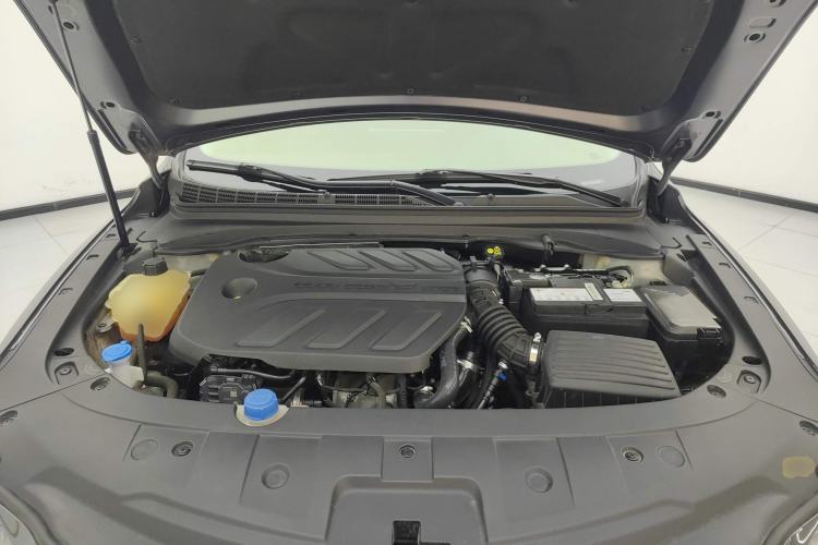 Used CHANGAN Ruicheng CC 2022 Blue Whale Edition 1.5T DCT Luxury Model Engine Bay