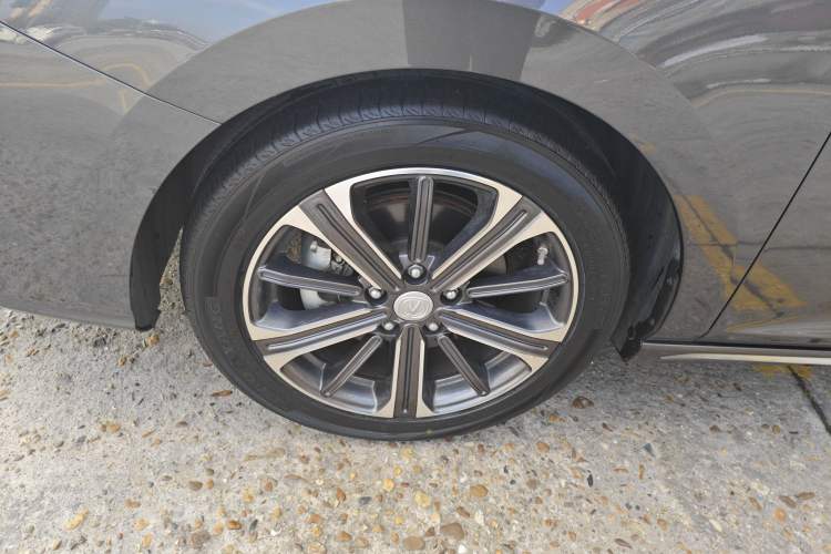 Used CHANGAN Ruicheng CC 2022 Blue Whale Edition 1.5T DCT Luxury Model Exterior 7
