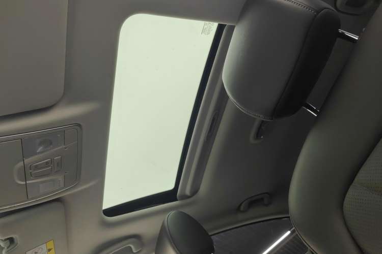 Used CHANGAN Ruicheng CC 2022 Blue Whale Edition 1.5T DCT Luxury Model Headliner