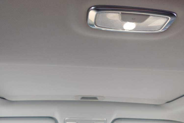 Used CHANGAN Ruicheng CC 2022 Blue Whale Edition 1.5T DCT Luxury Model Headliner