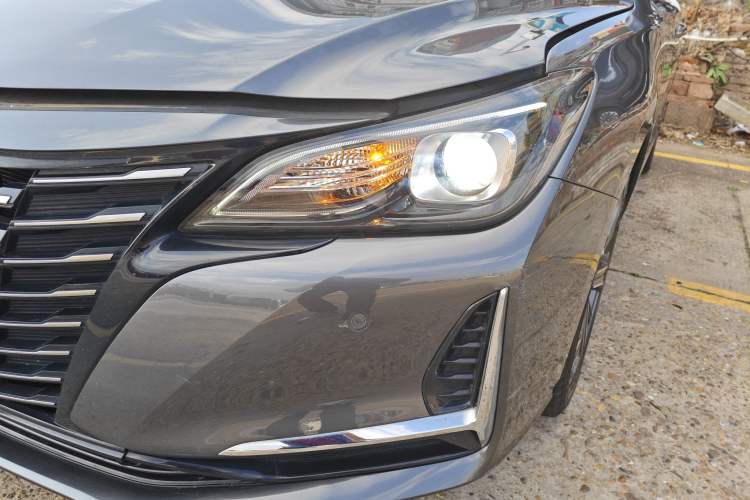 Used CHANGAN Ruicheng CC 2022 Blue Whale Edition 1.5T DCT Luxury Model Left Front Headlight