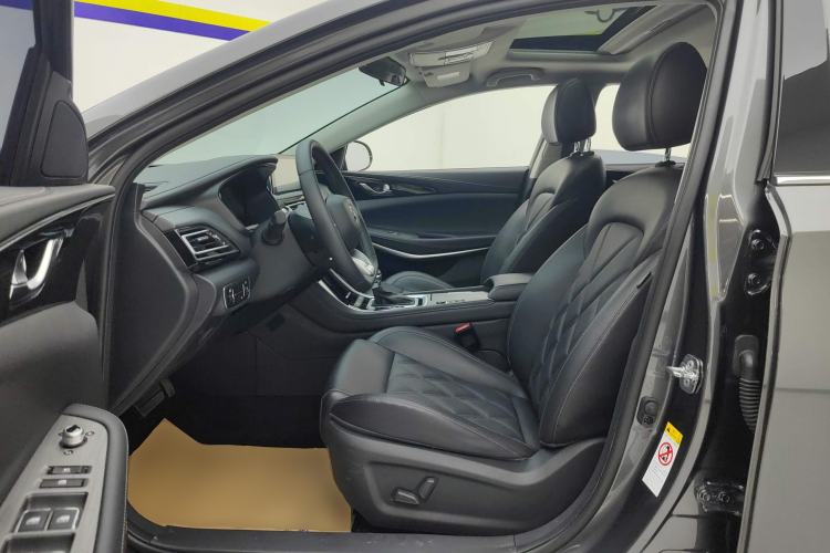 Used CHANGAN Ruicheng CC 2022 Blue Whale Edition 1.5T DCT Luxury Model Left Front Seat
