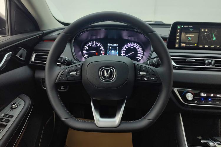 Used CHANGAN Ruicheng CC 2022 Blue Whale Edition 1.5T DCT Luxury Model Steering Wheel