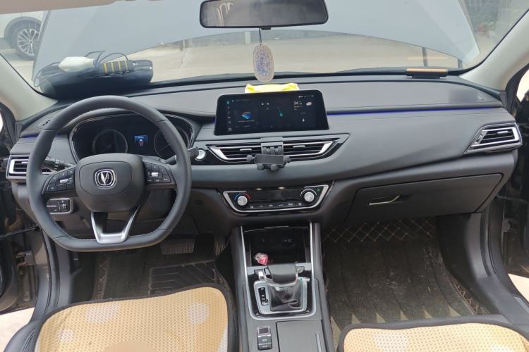 Used CHANGAN Ruicheng CC 2022 Blue Whale Edition 1.5T DCT Luxury Model Steering Wheel