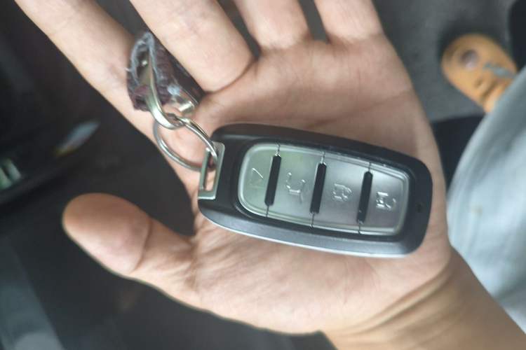 Used CHANGAN Ruicheng CC 2022 Blue Whale Edition 1.5T DCT Prestige Model Vehicle Key