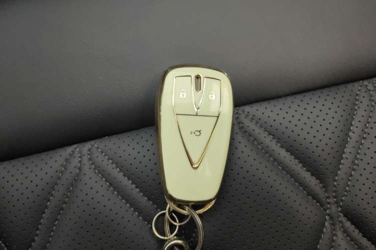 Used CHANGAN Ruicheng CC 2022 Blue Whale Edition 1.5T DCT Luxury Model Vehicle Key