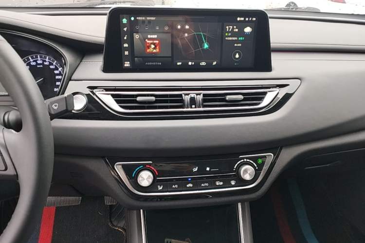Used CHANGAN Ruicheng CC 2022 Blue Whale Edition 1.5T DCT Luxury Model Audio And AC Panel