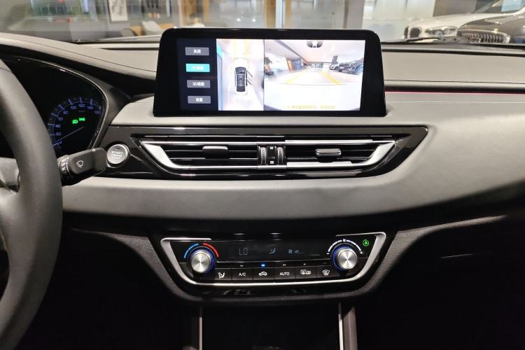 Used CHANGAN Ruicheng CC 2022 Blue Whale Edition 1.5T DCT Luxury Model Audio And AC Panel
