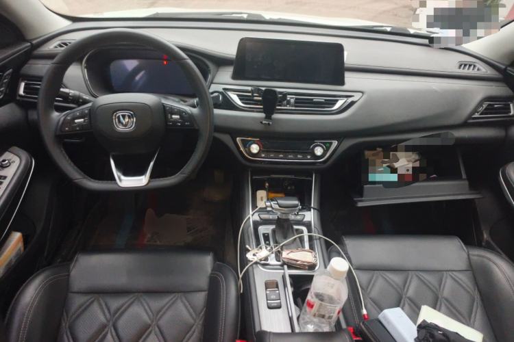 Used CHANGAN Ruicheng CC 2022 Blue Whale Edition 1.5T DCT Prestige Model Center Console