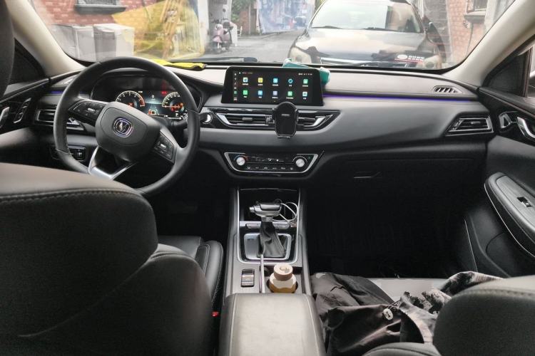 Used CHANGAN Ruicheng CC 2022 Blue Whale Edition 1.5T DCT Prestige Model Center Console