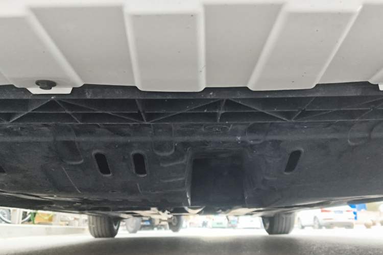 Used CHANGAN Ruicheng CC 2022 Blue Whale Edition 1.5T DCT Prestige Model Chassis Front