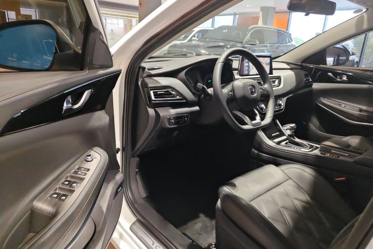 Used CHANGAN Ruicheng CC 2022 Blue Whale Edition 1.5T DCT Luxury Model Driver Seat