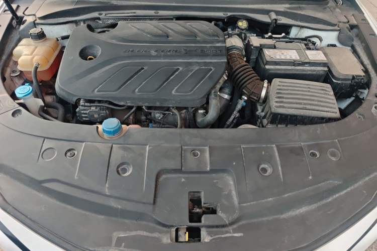 Used CHANGAN Ruicheng CC 2022 Blue Whale Edition 1.5T DCT Luxury Model Engine Bay