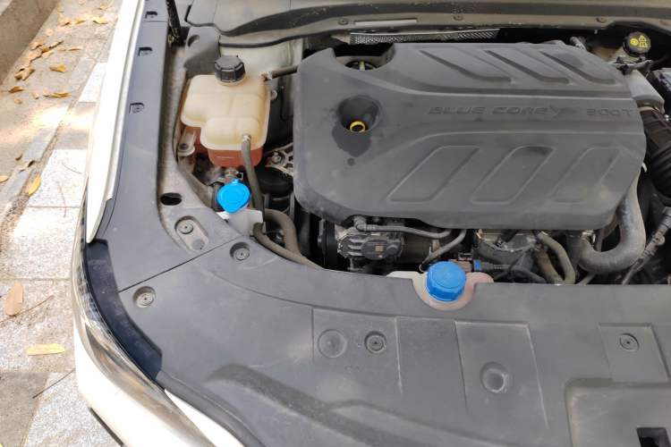 Used CHANGAN Ruicheng CC 2022 Blue Whale Edition 1.5T DCT Prestige Model Engine Bay Right