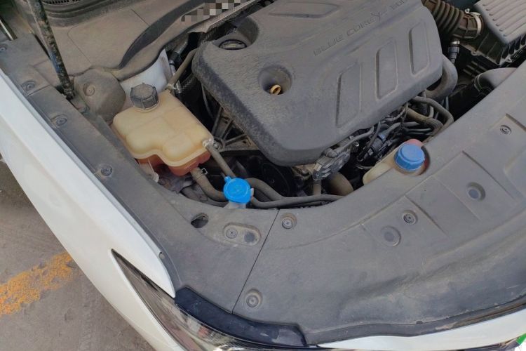 Used CHANGAN Ruicheng CC 2022 Blue Whale Edition 1.5T DCT Luxury Model Engine Bay Right