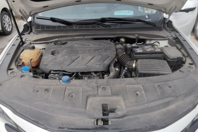 Used CHANGAN Ruicheng CC 2022 Blue Whale Edition 1.5T DCT Luxury Model Engine Bay
