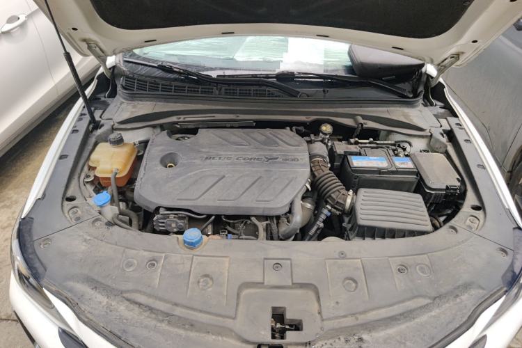 Used CHANGAN Ruicheng CC 2022 Blue Whale Edition 1.5T DCT Luxury Model Engine Bay