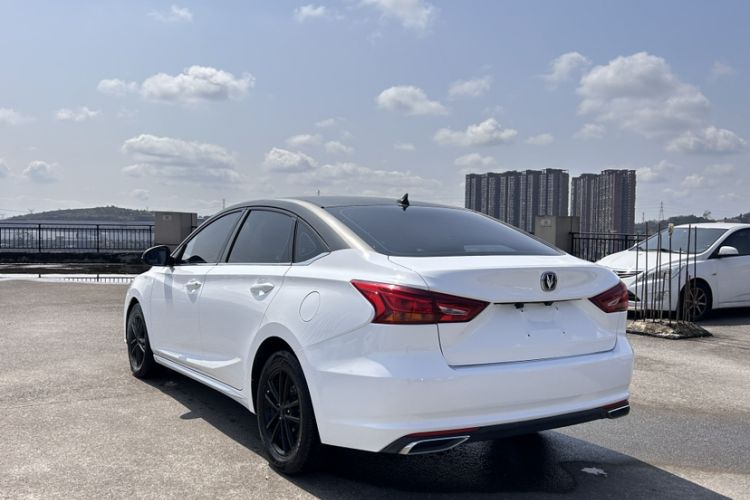 Used CHANGAN Ruicheng CC 2022 Blue Whale Edition 1.5T DCT Elite Model Exterior 10