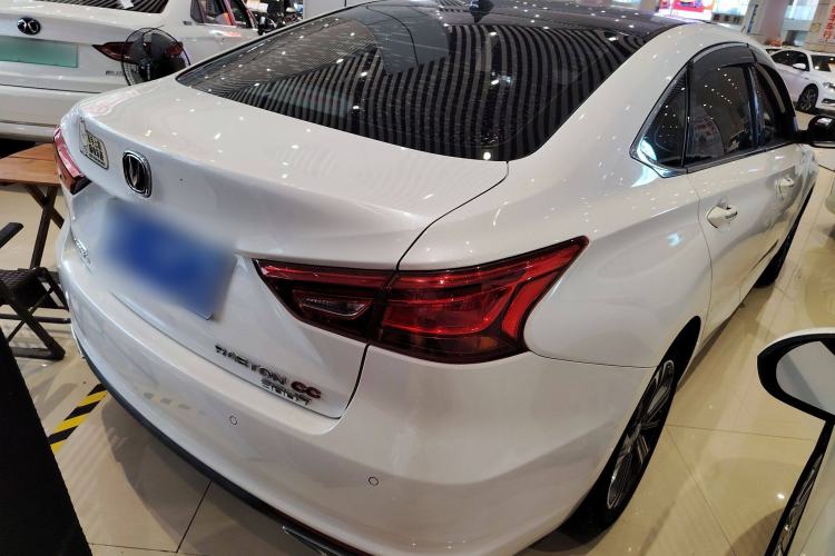 Used CHANGAN Ruicheng CC 2022 Blue Whale Edition 1.5T DCT Luxury Model Exterior 3