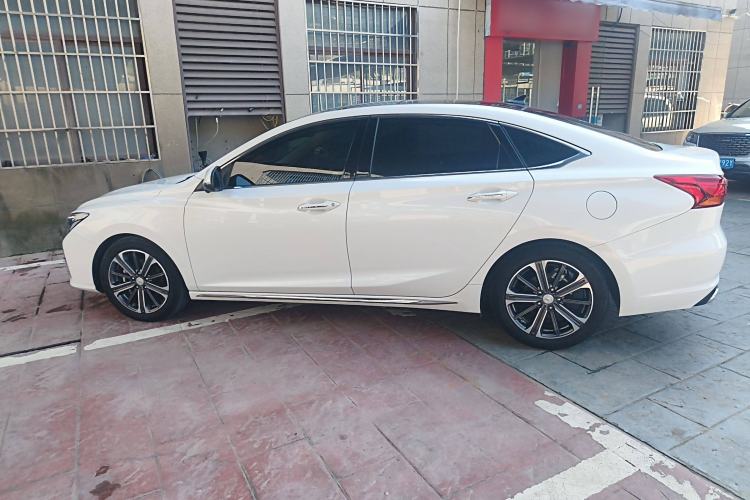 Used CHANGAN Ruicheng CC 2022 Blue Whale Edition 1.5T DCT Prestige Model Exterior 3