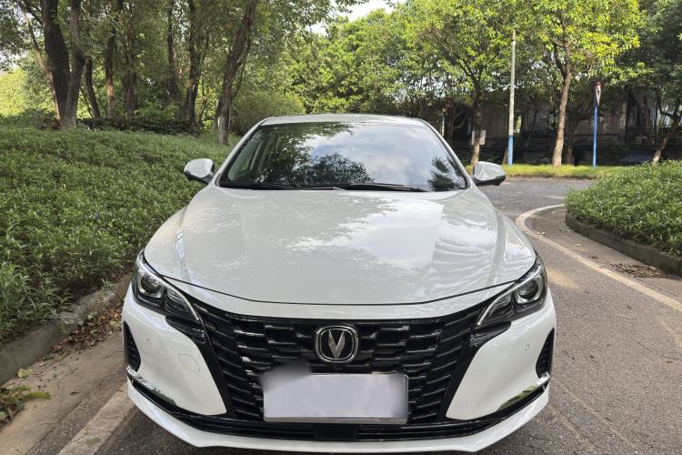 Used CHANGAN Ruicheng CC 2022 Blue Whale Edition 1.5T DCT Luxury Model Exterior 4