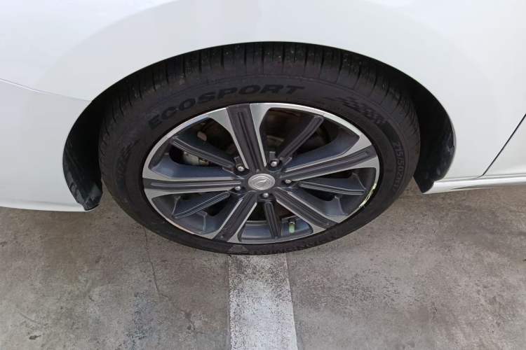Used CHANGAN Ruicheng CC 2022 Blue Whale Edition 1.5T DCT Luxury Model Exterior 4
