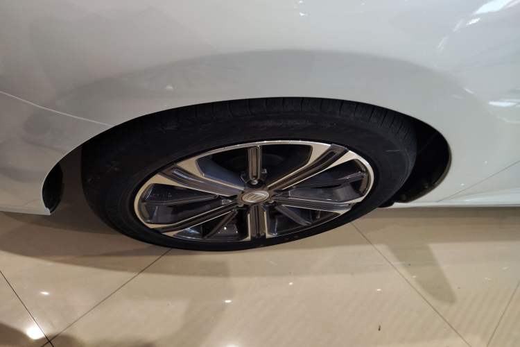 Used CHANGAN Ruicheng CC 2022 Blue Whale Edition 1.5T DCT Luxury Model Exterior 5