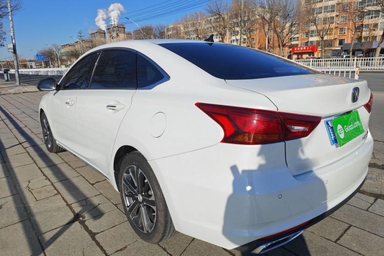 Used CHANGAN Ruicheng CC 2022 Blue Whale Edition 1.5T DCT Luxury Model Exterior 5