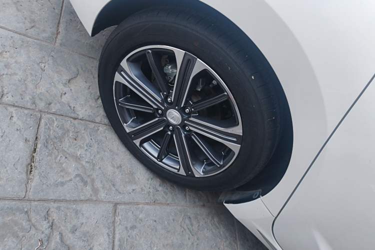 Used CHANGAN Ruicheng CC 2022 Blue Whale Edition 1.5T DCT Prestige Model Exterior 8