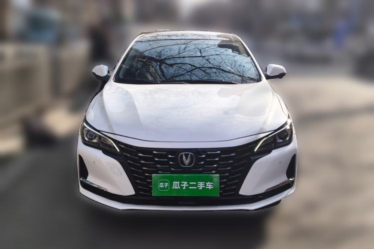 Used CHANGAN Ruicheng CC 2022 Blue Whale Edition 1.5T DCT Prestige Model Front