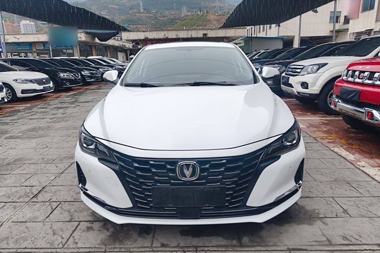 Used CHANGAN Ruicheng CC 2022 Blue Whale Edition 1.5T DCT Luxury Model Front