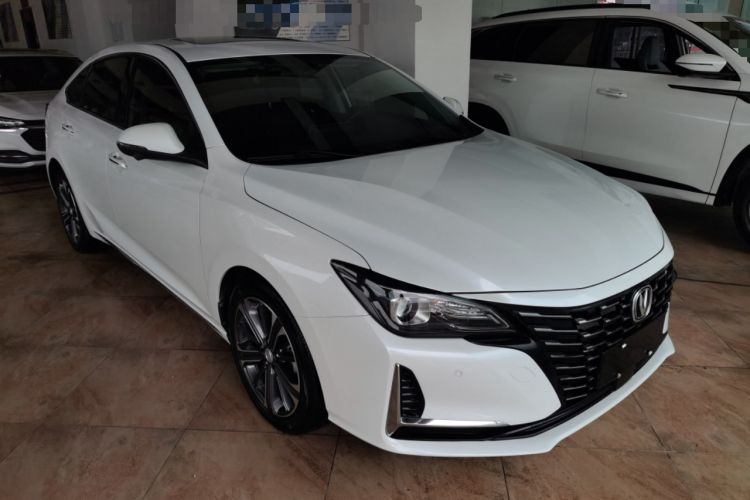 Used CHANGAN Ruicheng CC 2022 Blue Whale Edition 1.5T DCT Luxury Model Front Right 45 Deg