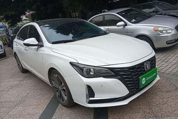 Used CHANGAN Ruicheng CC 2022 Blue Whale Edition 1.5T DCT Prestige Model Front Right 45 Deg