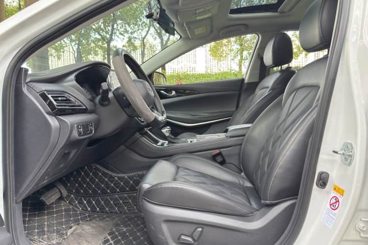 Used CHANGAN Ruicheng CC 2022 Blue Whale Edition 1.5T DCT Luxury Model Interior 1