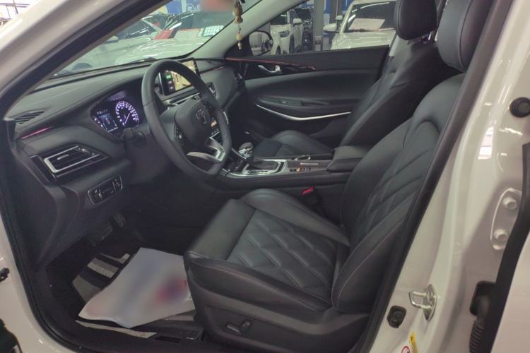 Used CHANGAN Ruicheng CC 2022 Blue Whale Edition 1.5T DCT Luxury Model Interior 1