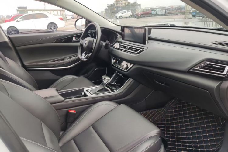 Used CHANGAN Ruicheng CC 2022 Blue Whale Edition 1.5T DCT Elite Model Interior 10