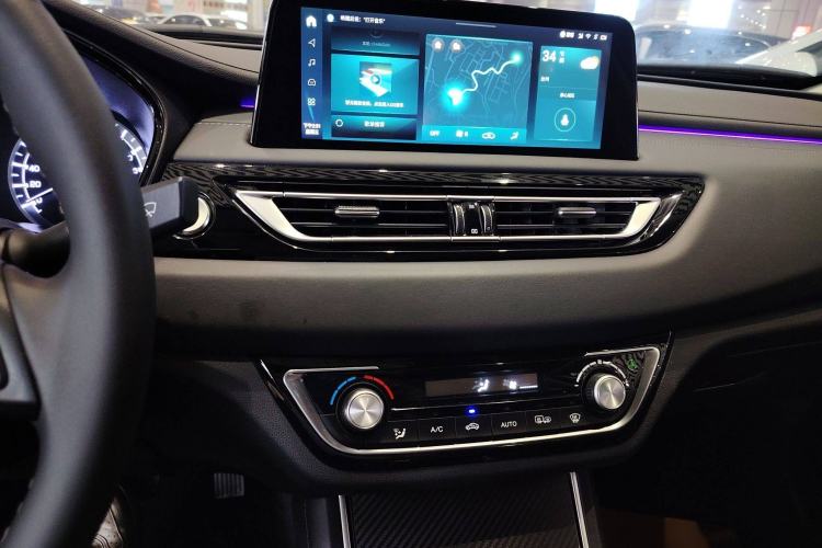 Used CHANGAN Ruicheng CC 2022 Blue Whale Edition 1.5T DCT Luxury Model Interior 2