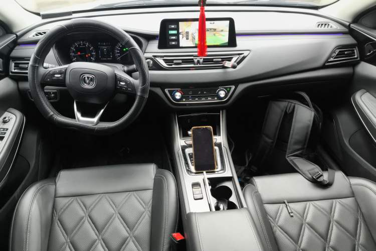 Used CHANGAN Ruicheng CC 2022 Blue Whale Edition 1.5T DCT Luxury Model Interior 2