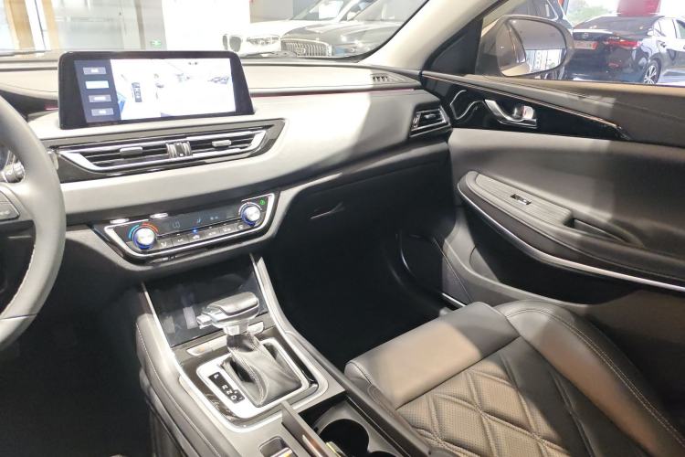 Used CHANGAN Ruicheng CC 2022 Blue Whale Edition 1.5T DCT Luxury Model Interior 2