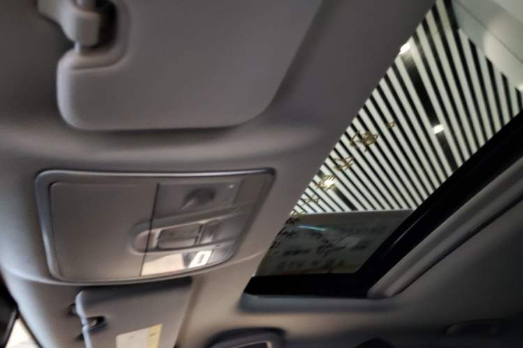 Used CHANGAN Ruicheng CC 2022 Blue Whale Edition 1.5T DCT Luxury Model Interior 6