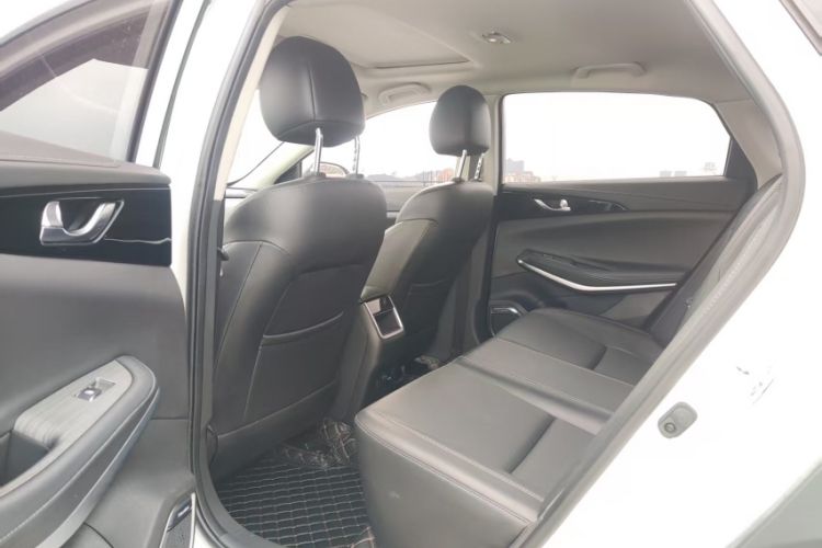 Used CHANGAN Ruicheng CC 2022 Blue Whale Edition 1.5T DCT Elite Model Interior 6