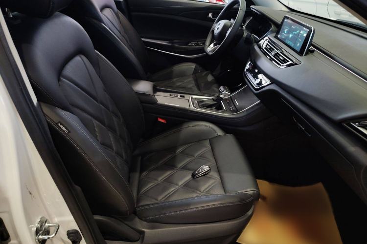Used CHANGAN Ruicheng CC 2022 Blue Whale Edition 1.5T DCT Luxury Model Interior 7